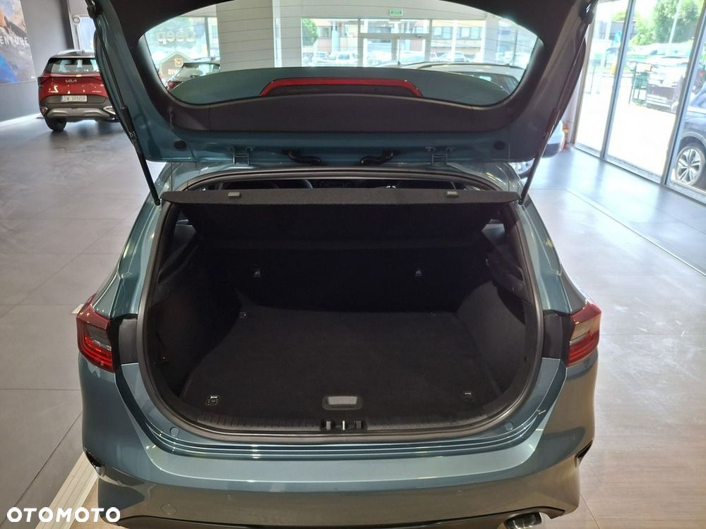 Kia Ceed 1.5 T-GDI M - 7
