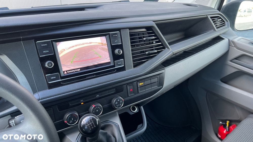 Volkswagen Transporter - 10