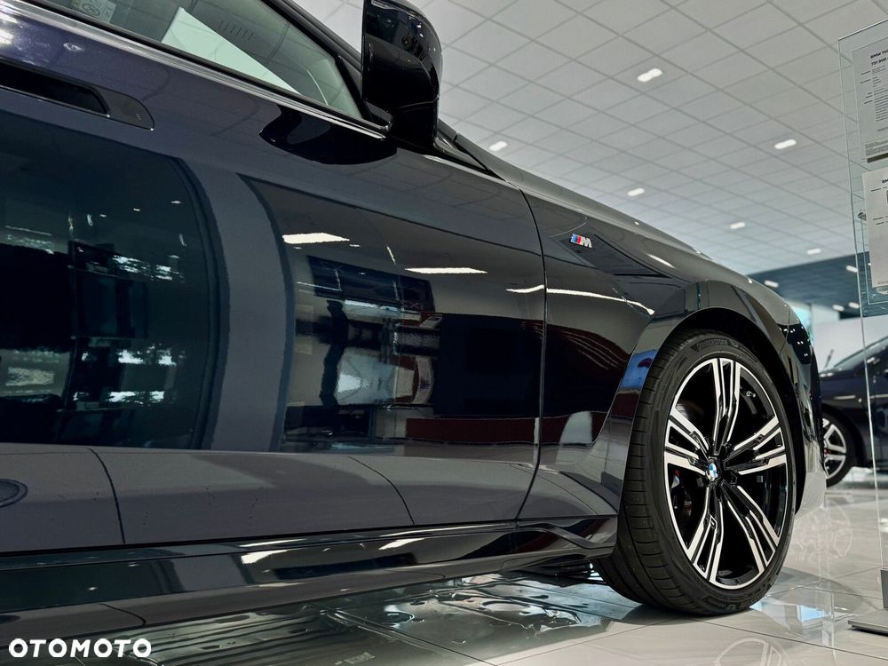BMW Seria 7 - 12