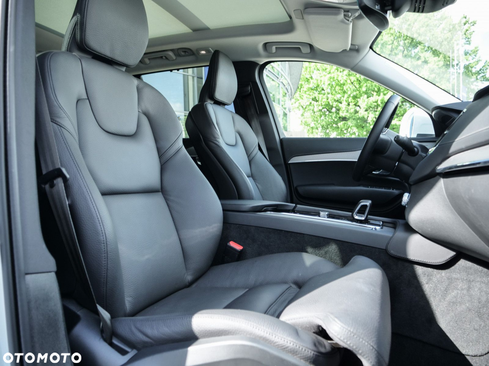 Volvo XC 90 - 32