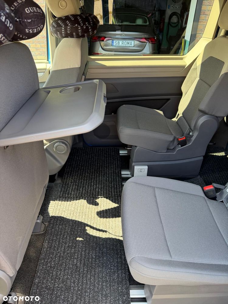 Volkswagen Multivan - 10