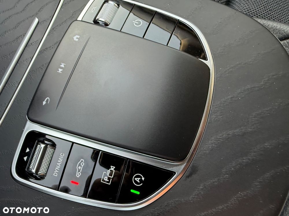 Mercedes-Benz Klasa E 220 d 4-Matic AMG - 30