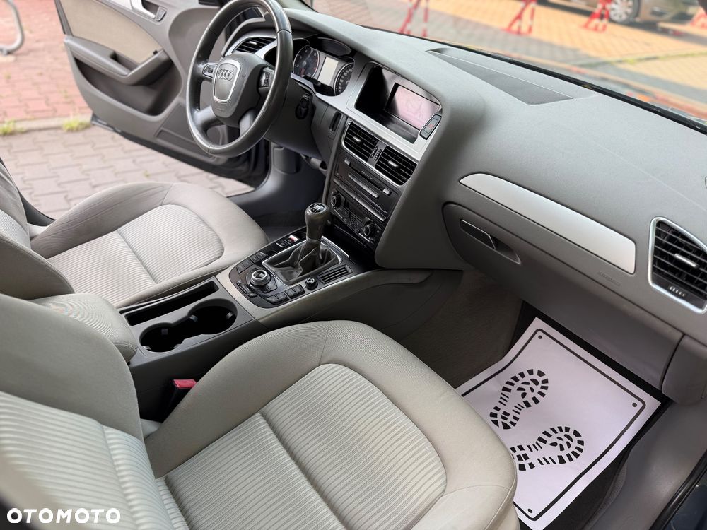 Audi A4 Limousine - 24
