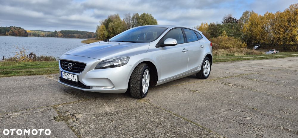 Volvo V40 D2 Drive-E Kinetic - 1
