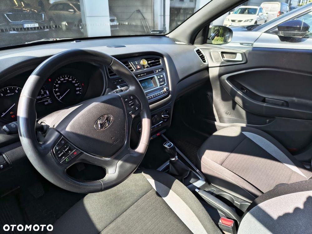 Hyundai i20 - 3