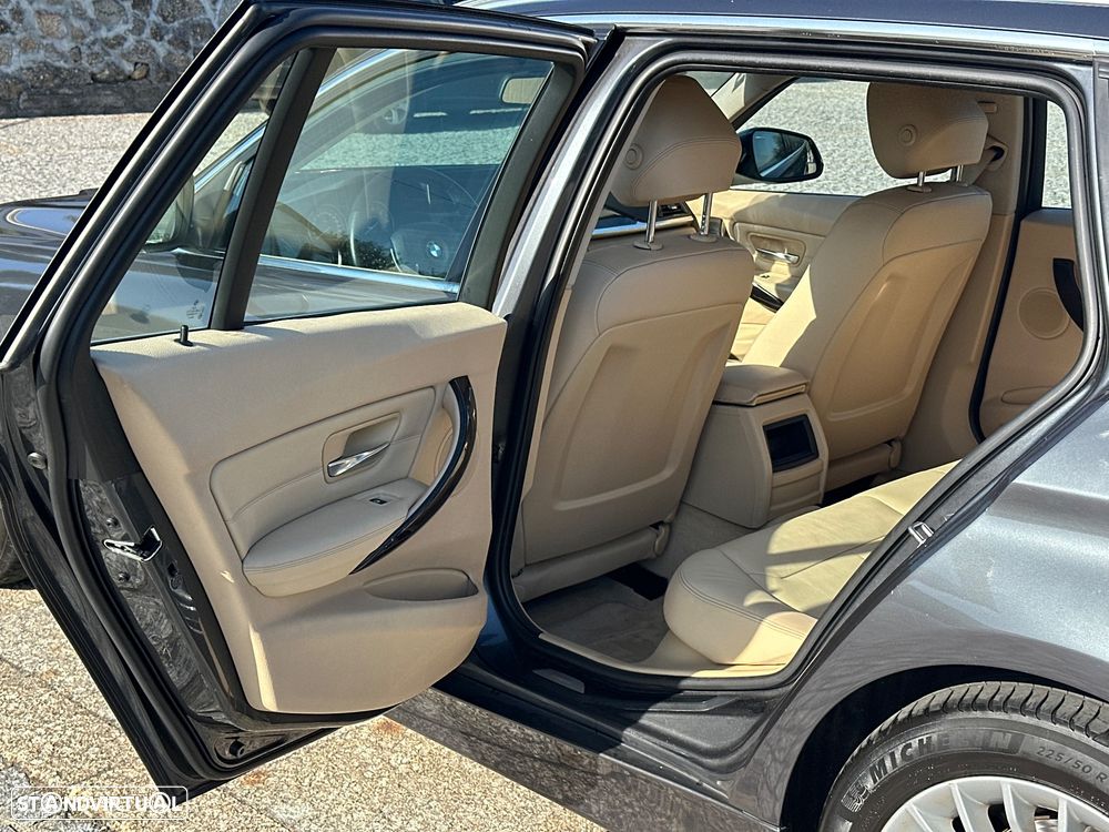 BMW 320 d Auto Line Luxury - 21