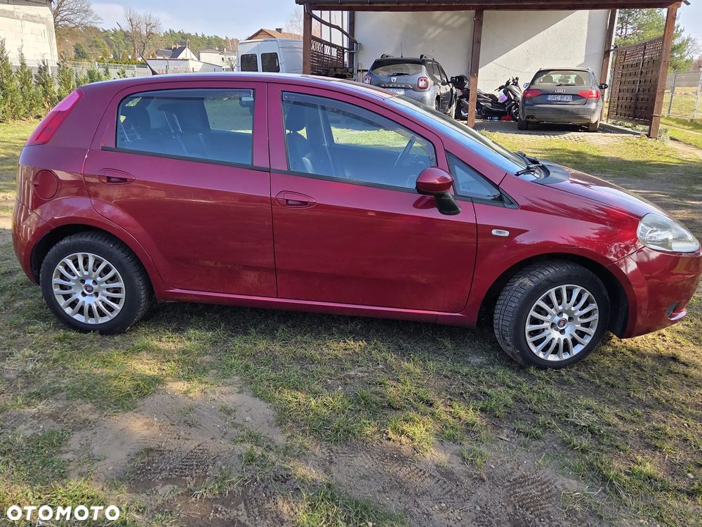 Fiat Grande Punto - 22