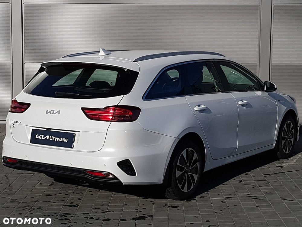 Kia Ceed 1.5 T-GDI M DCT - 12