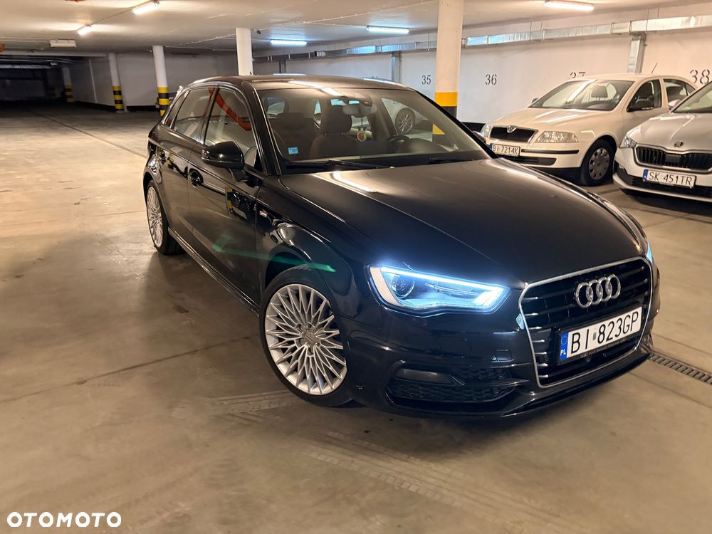 Audi A3 Sportback 2.0 TDI S tronic S line Sportpaket - 1