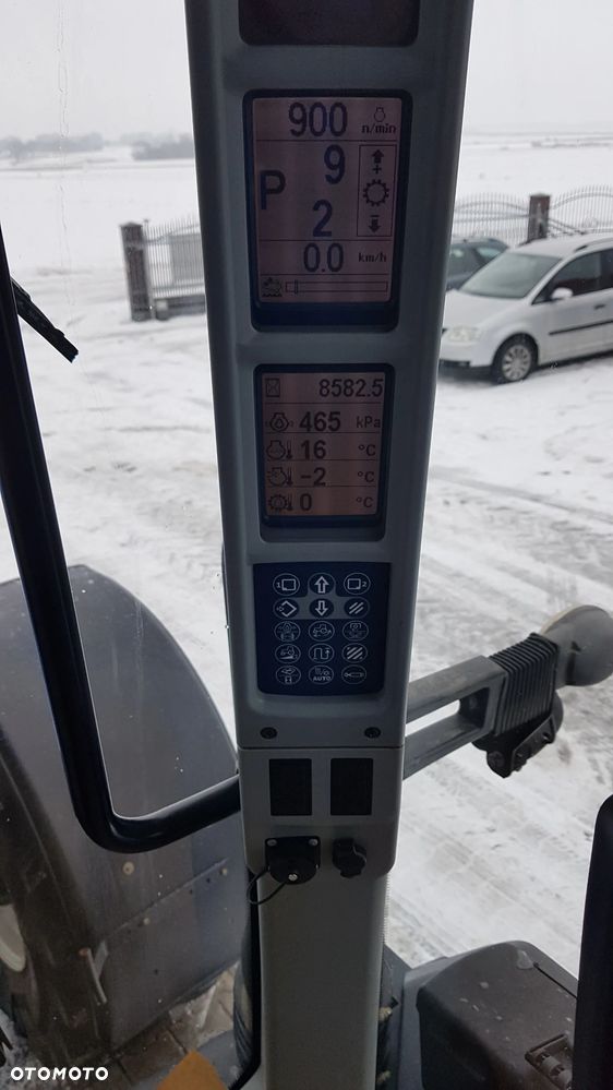 New Holland T8.330 PC 2011R - 24