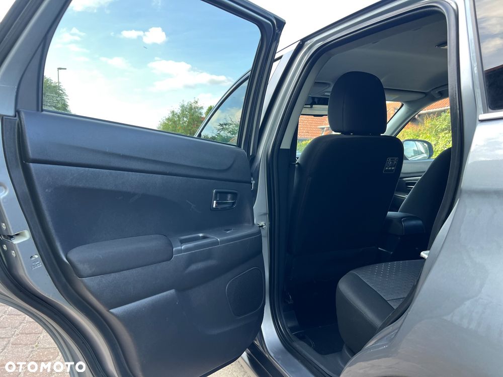 Mitsubishi ASX 1.6 2WD Comfort Edition - 23