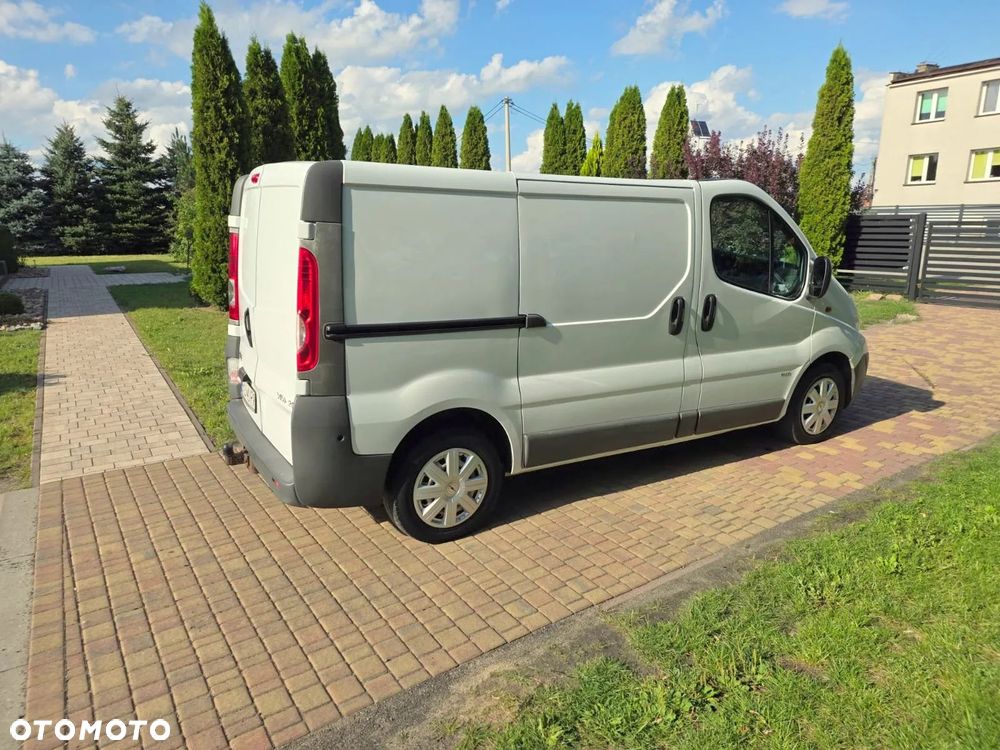 Opel VIVARO - 25