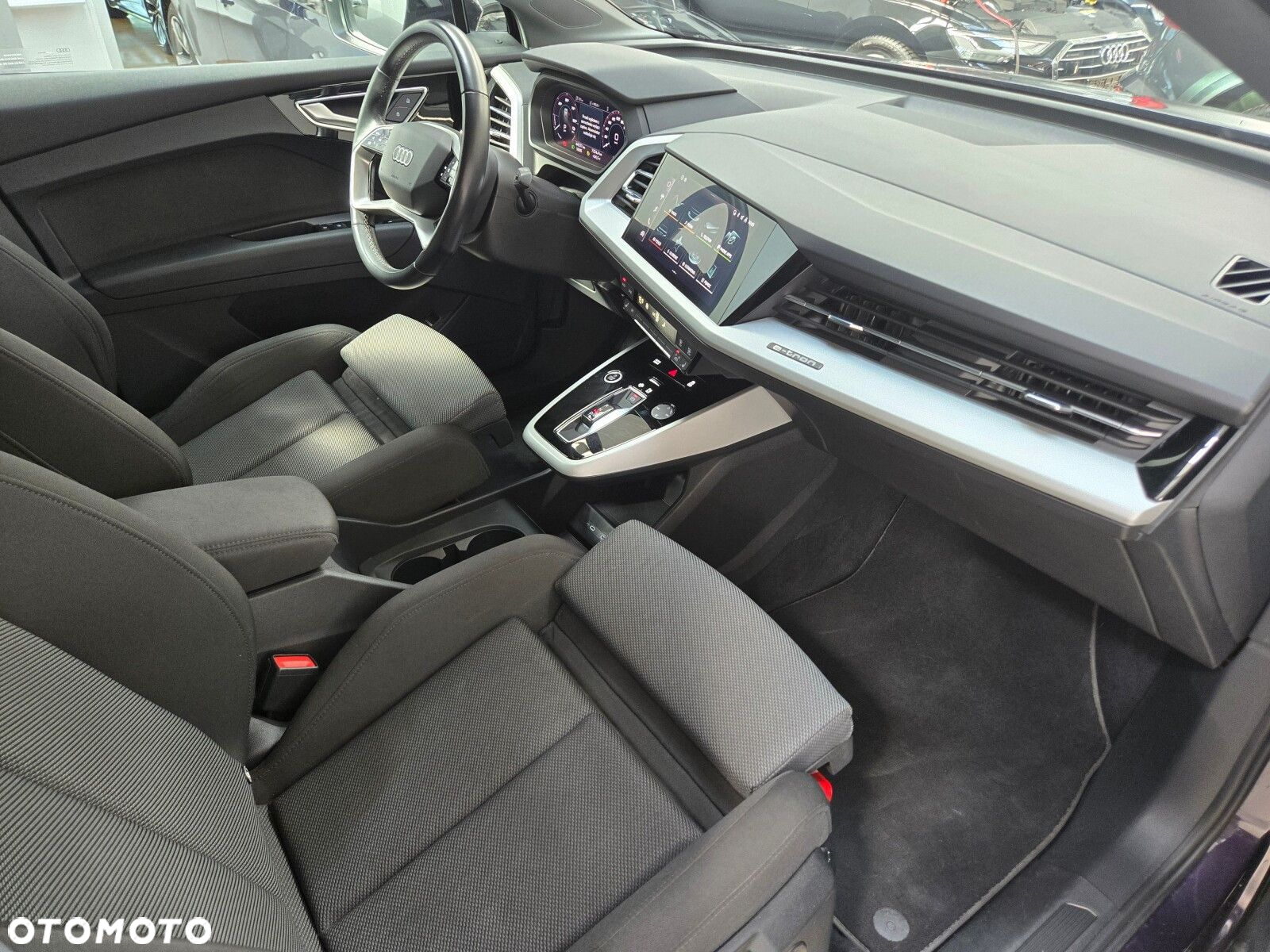 Audi Q4 e-tron - 21
