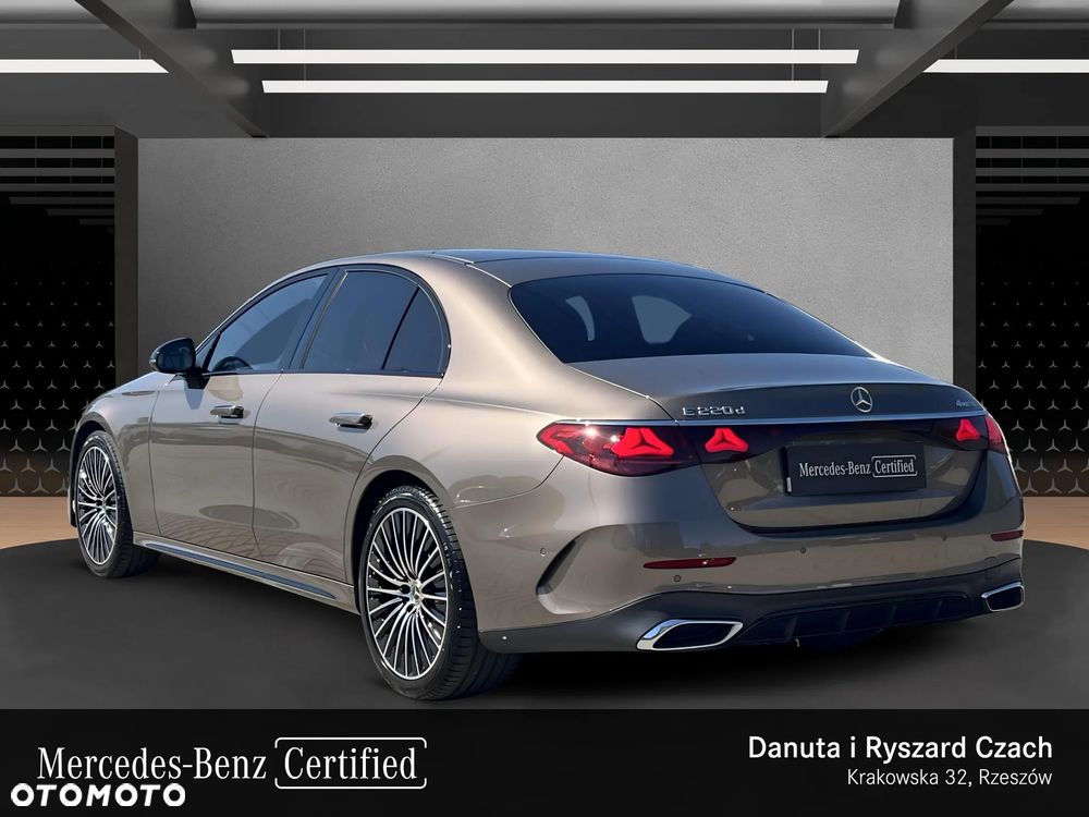 Mercedes-Benz Klasa E 220 d mHEV 4-Matic AMG 9G-Tronic - 4
