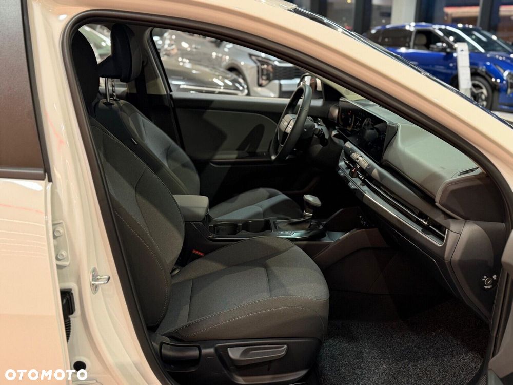 Kia K4 - 30