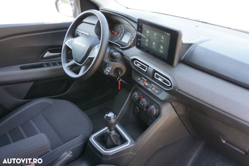 Dacia Logan TCe 90 MT5 Expression - 15