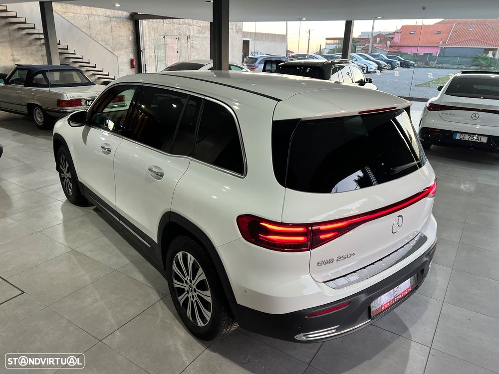 Mercedes-Benz EQB 250+ Progressive - 13