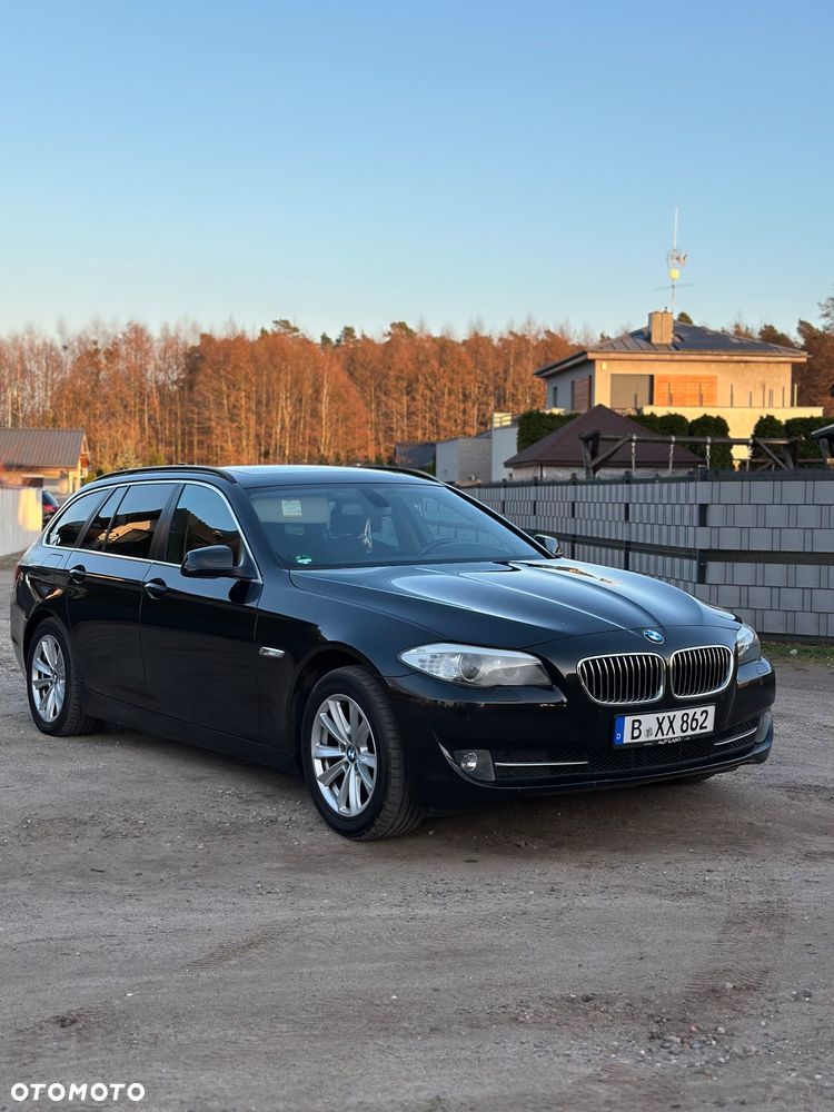 BMW Seria 5 520d Efficient Dynamics Edition - 1