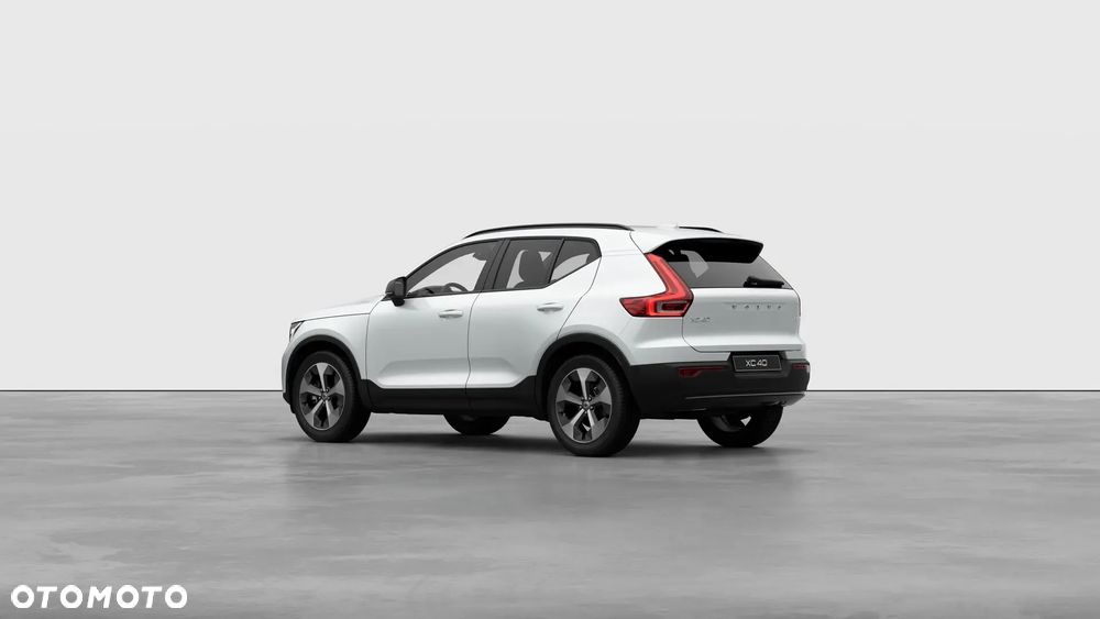 Volvo XC 40 B3 Ultra Dark - 7