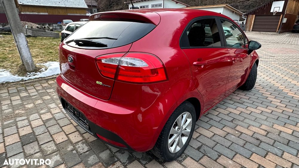 Kia Rio 1.1 CRDI Dream-Team Edition - 6