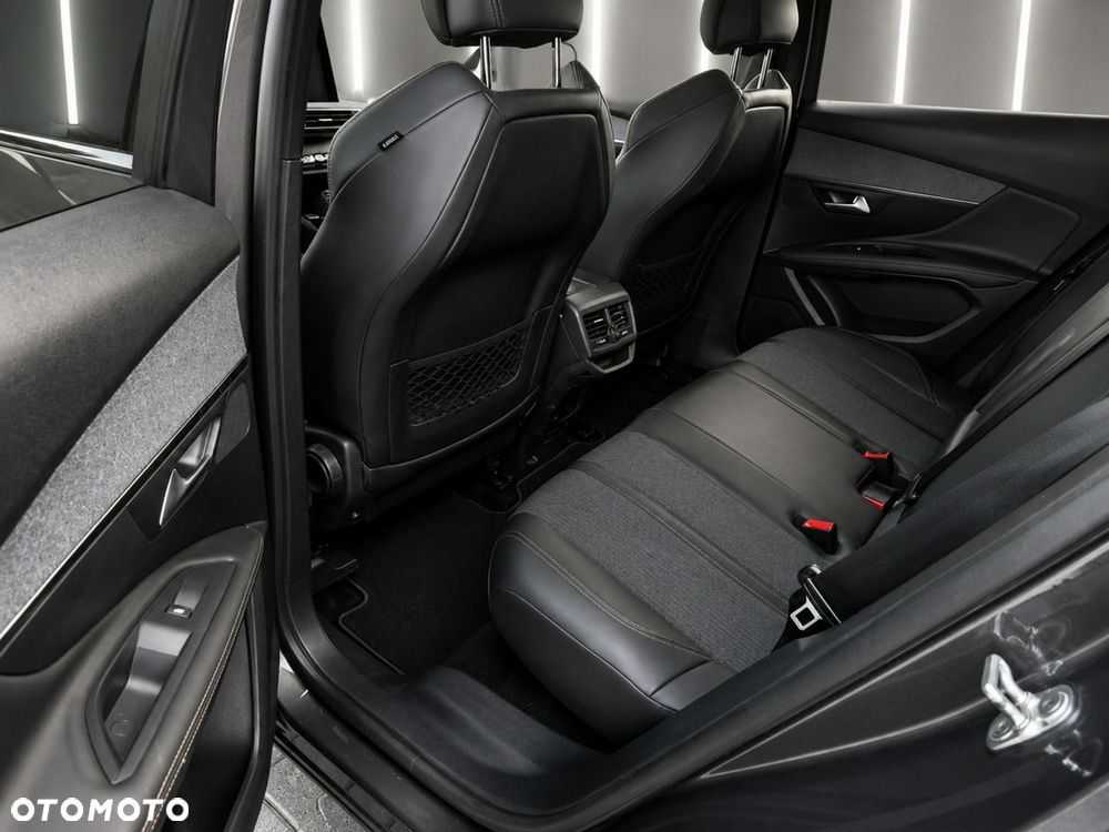 Peugeot 3008 - 10