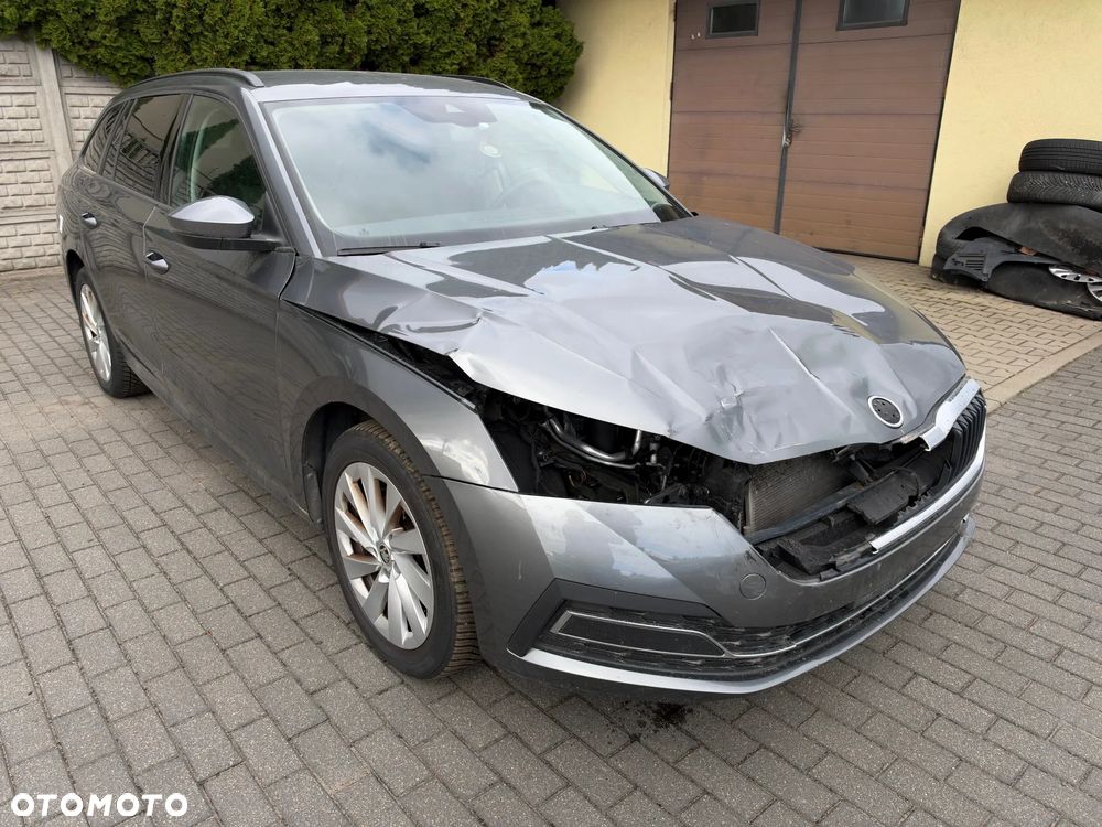 Skoda Octavia 2024 photo 3