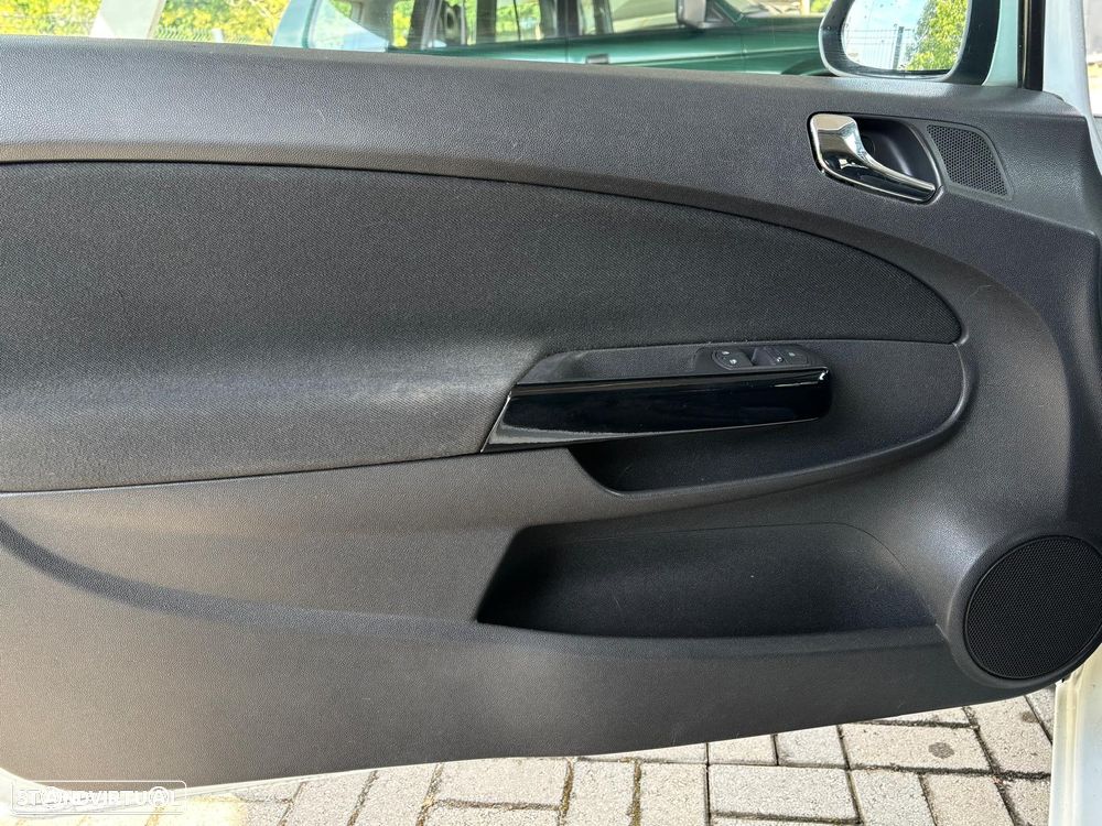Opel Corsa 1.3 CDTi - 12