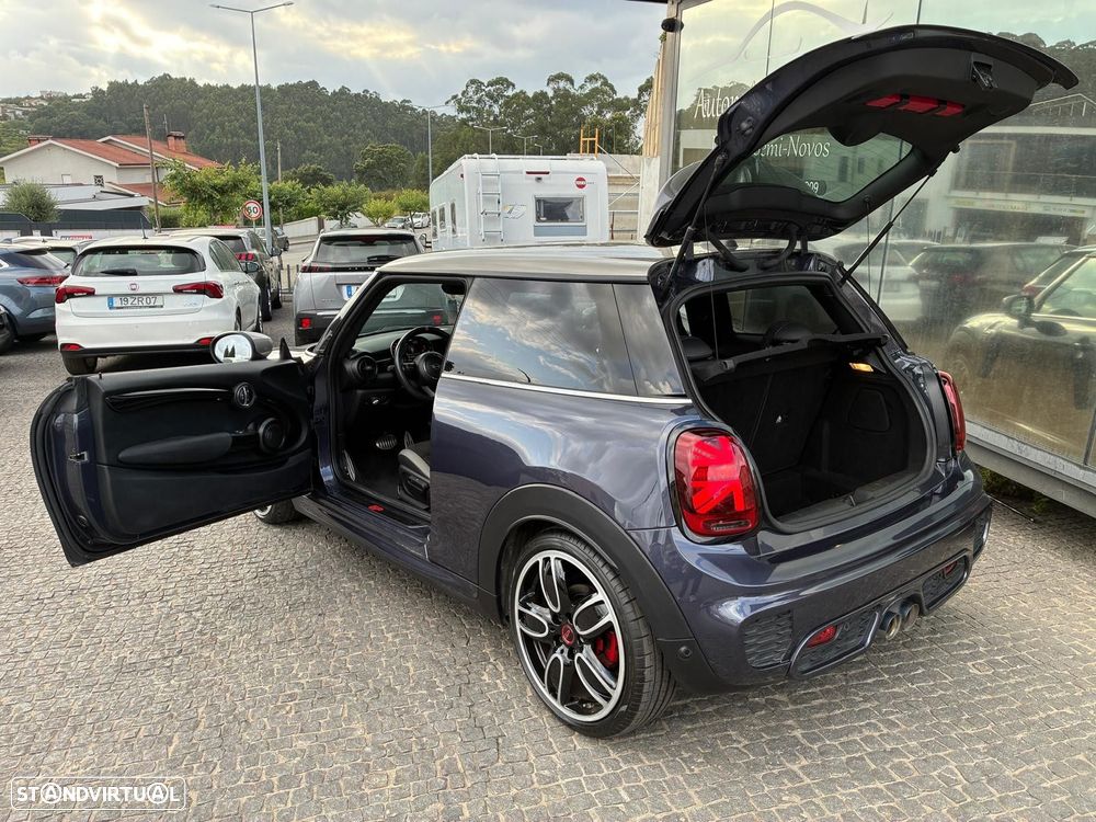 MINI 3 Portas John Cooper Works Auto Desportiva - 13