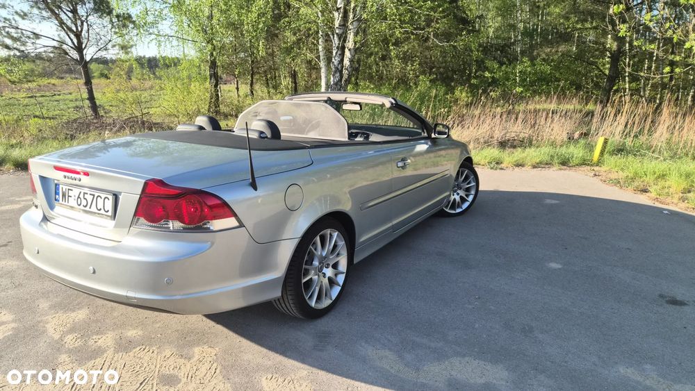 Volvo C70 2.0D Summum - 38