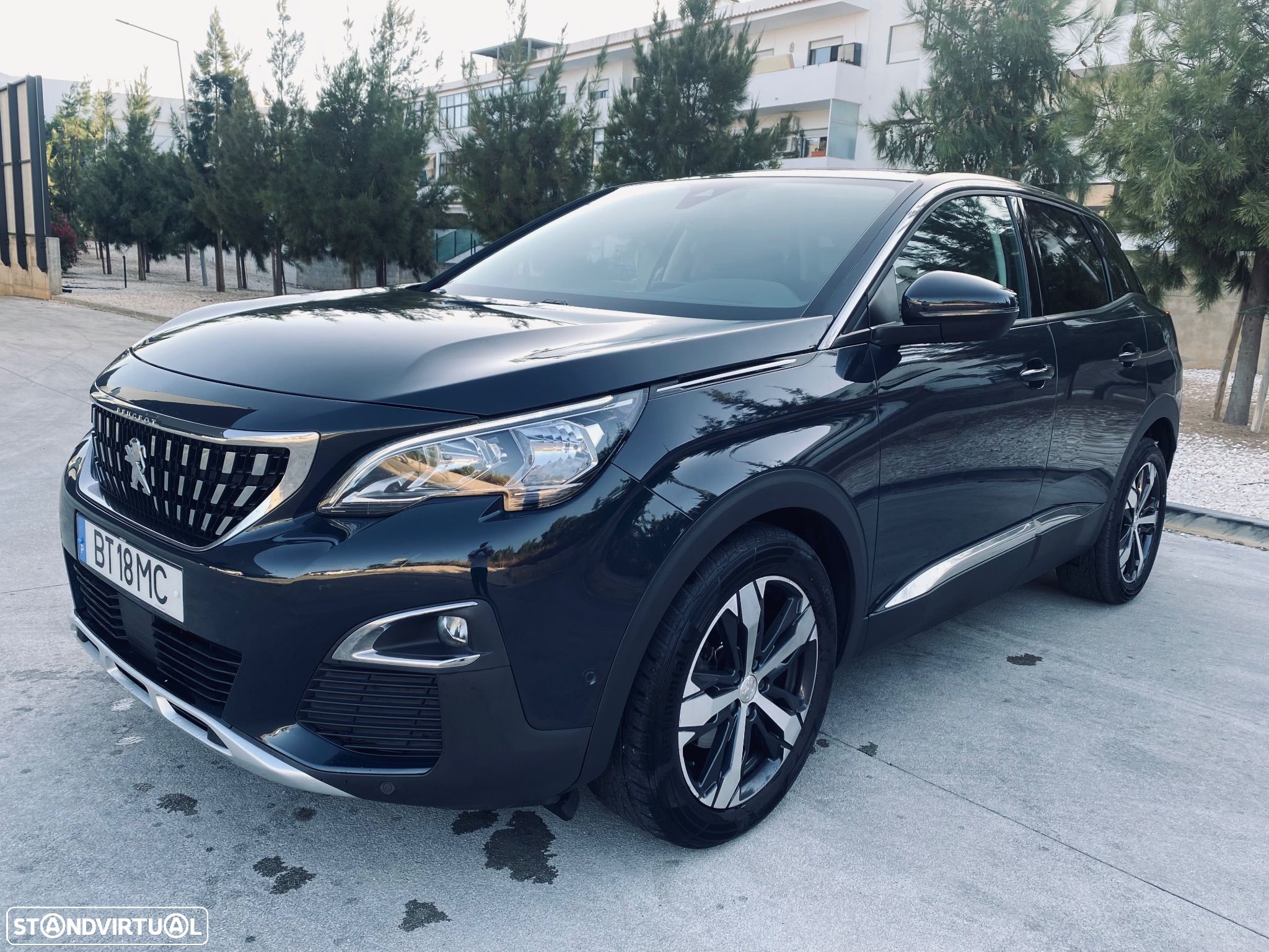 Peugeot 3008 1.2 PureTech Allure Grip Control EAT6 - 1