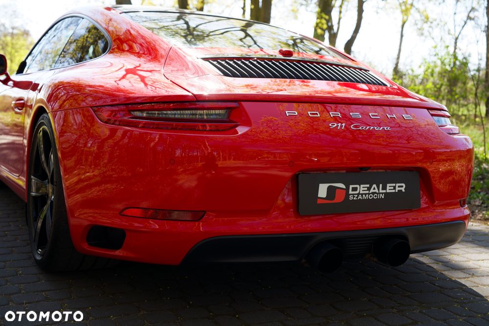 Porsche 911 - 9