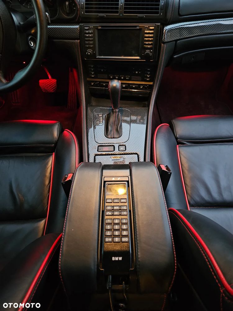 BMW Seria 7 740i - 17