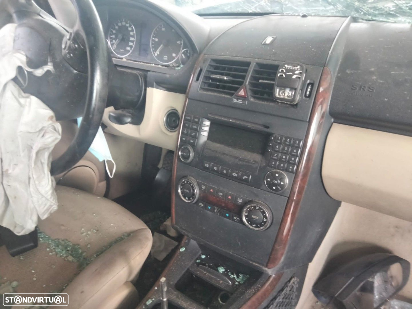 Mercedes Classe A (W169) 2.0 CDI de 2005 disponível para peças - 6