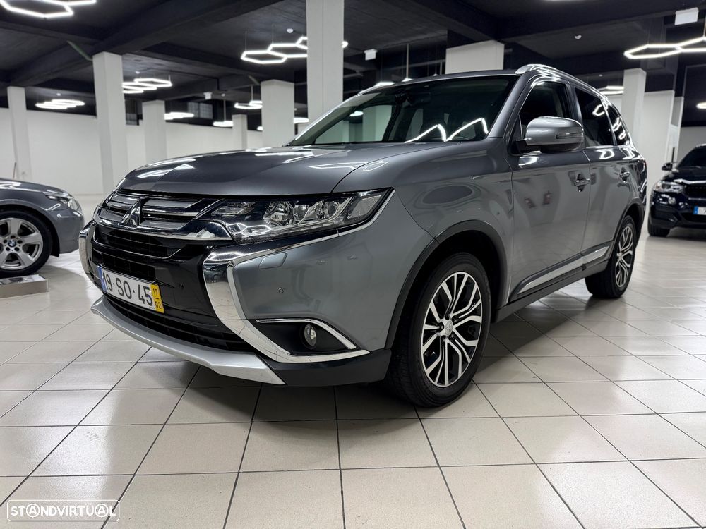 Mitsubishi Outlander 2.2 DI-D Intense+ - 10