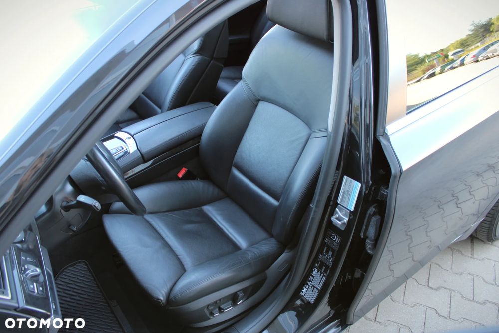 BMW Seria 7 740d xDrive - 16