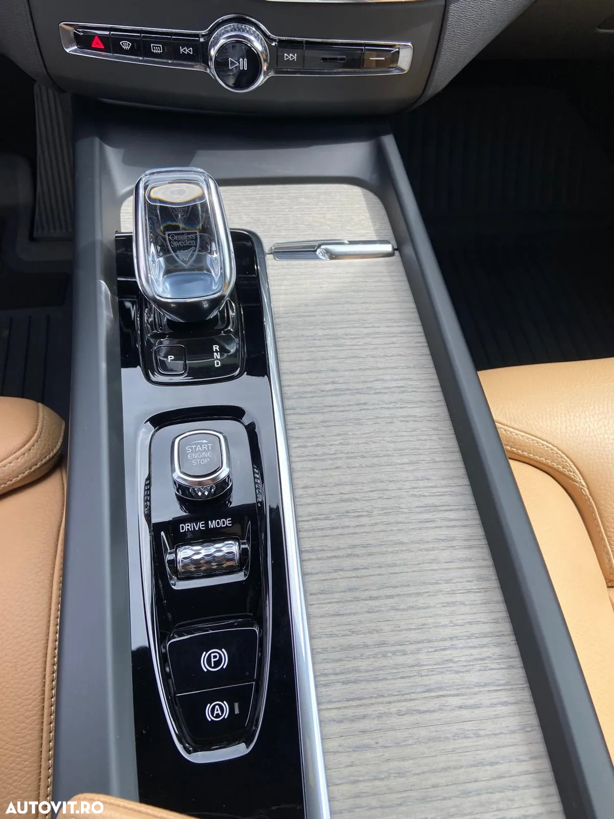 Volvo XC 60 B4 MHEV AWD Inscription - 10