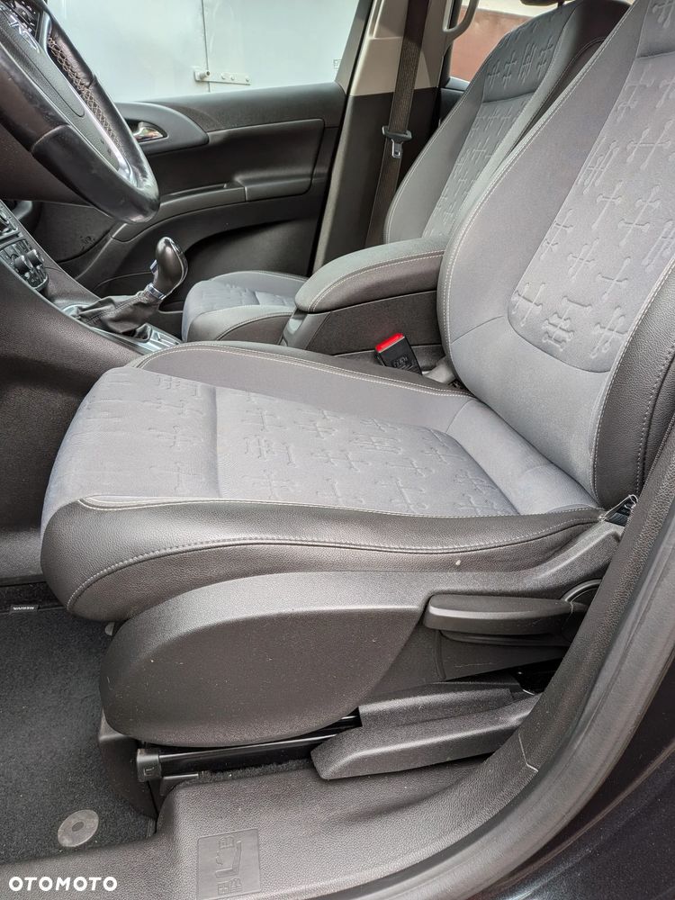 Opel Meriva 1.4 T Cosmo - 18