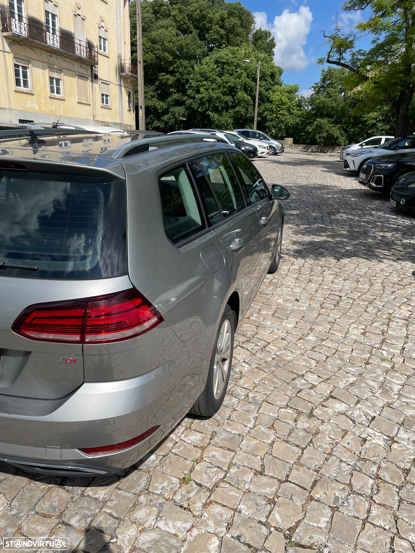 VW Golf Variant 1.6 TDi Highline - 6