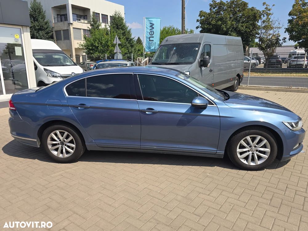 Volkswagen Passat 2.0 TDI (BlueMotion Technology) Comfortline - 11