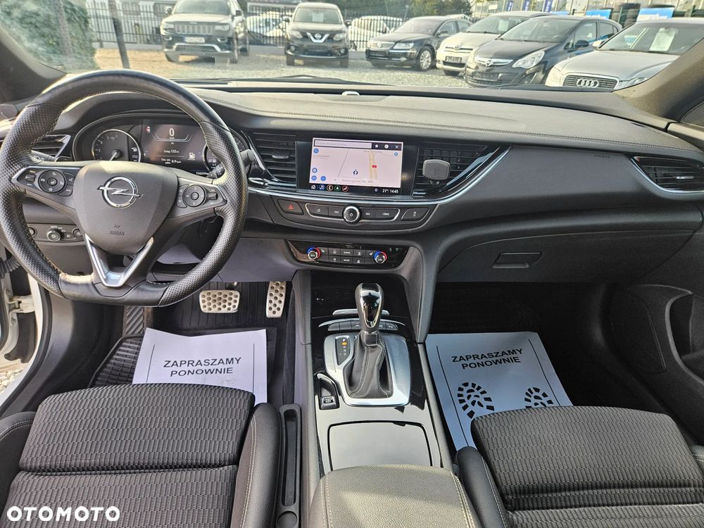 Opel Insignia - 18