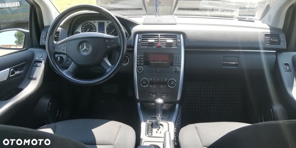 Mercedes-Benz Klasa B 200 Turbo Autotronic - 9