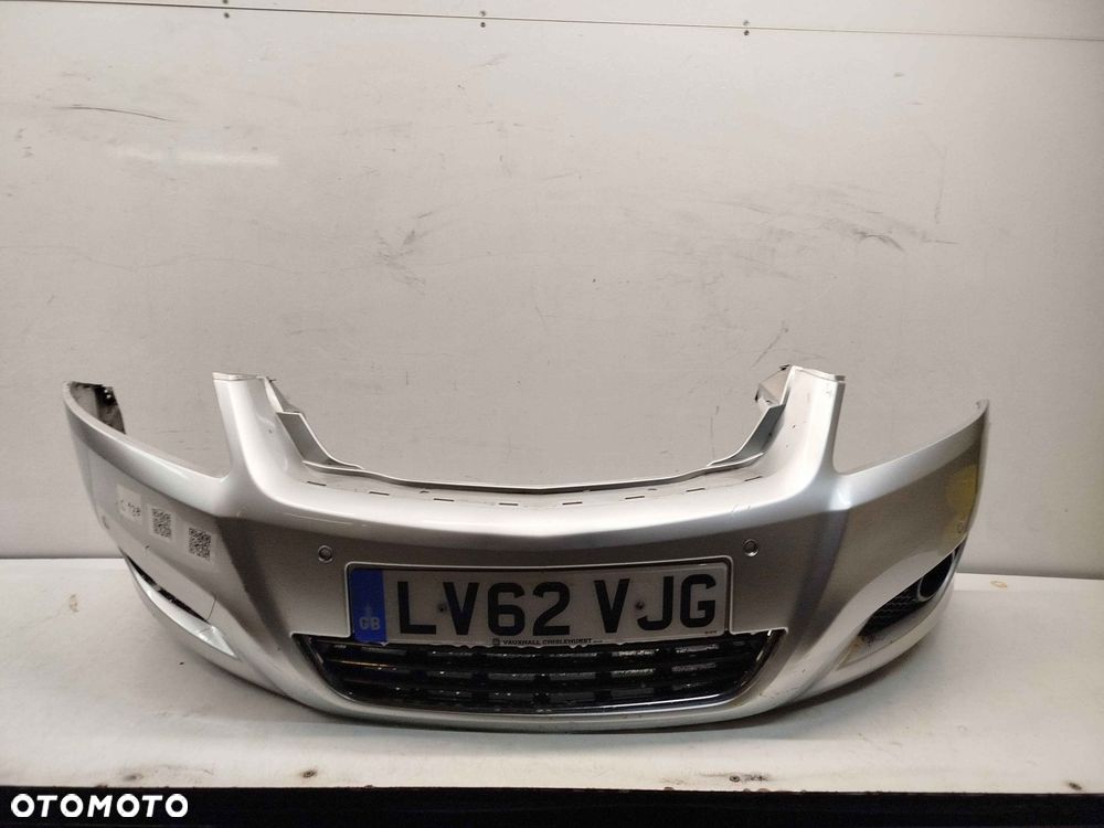 ^ ZDERZAK PRZÓD PRZEDNI OPEL ZAFIRA B II 2 LIFT FL Z157 Z176 SREBRNY PDC CZUJNIKI HALOGENY - 1