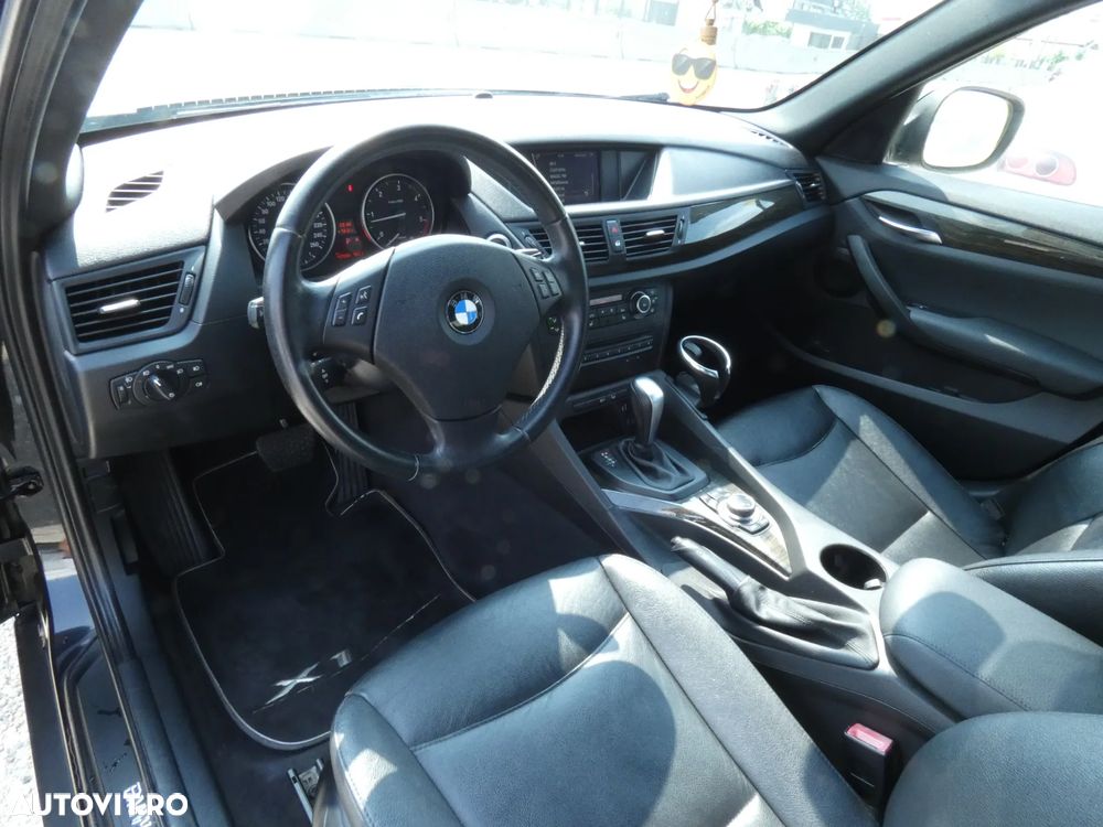 BMW X1 - 10