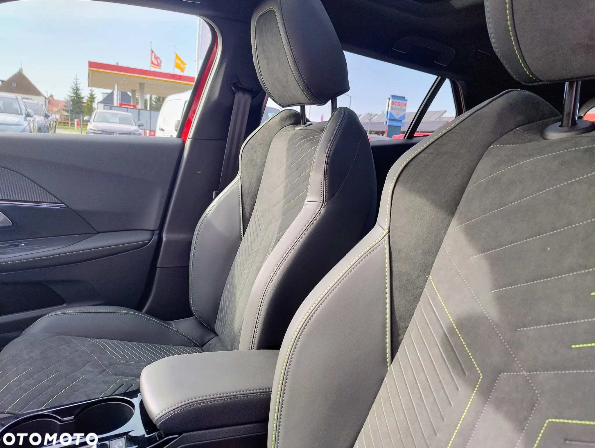 Peugeot 2008 PureTech 130 GT S&S EAT8 - 10