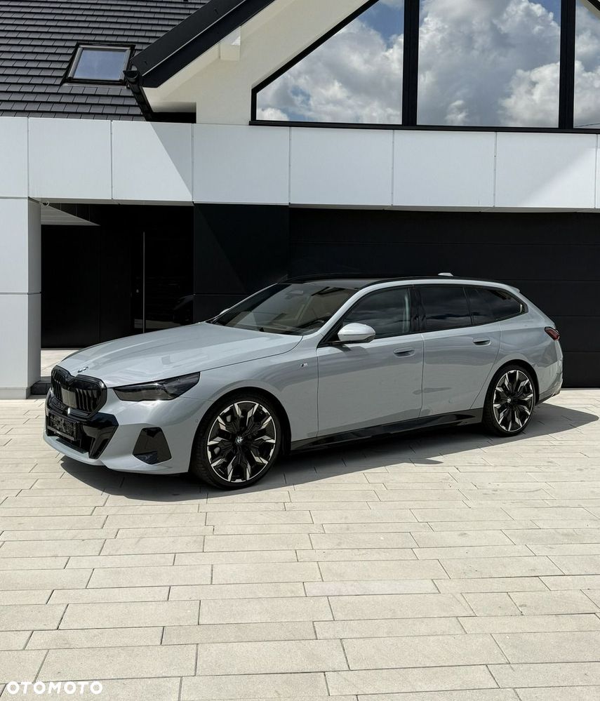 BMW Seria 5 520d xDrive mHEV M Sport - 8