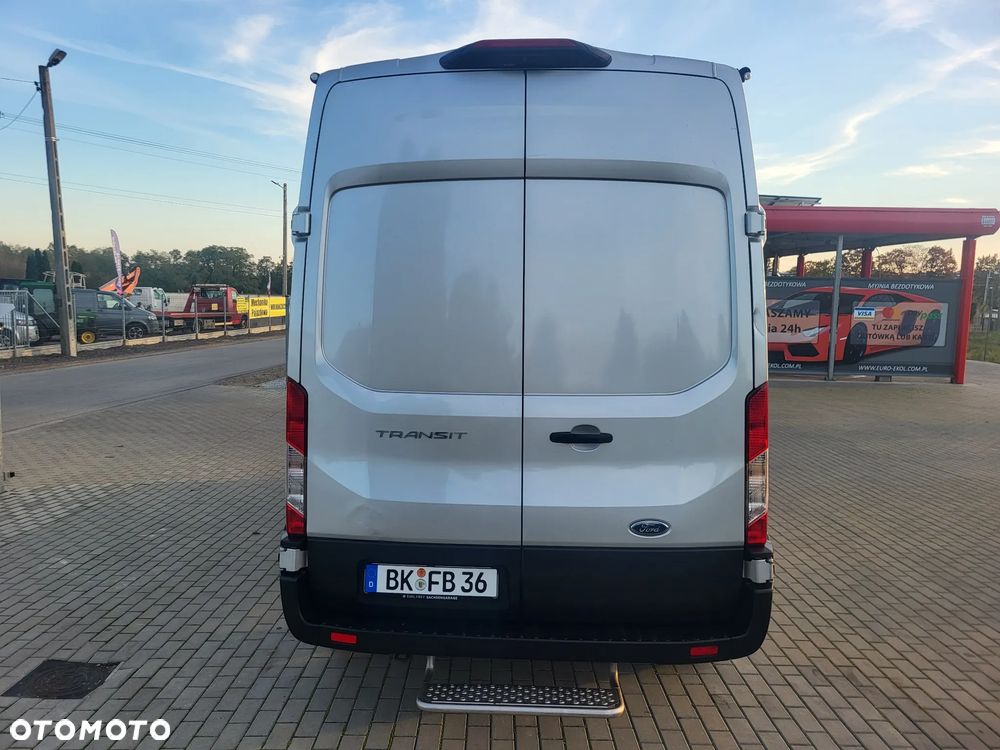 Ford Transit - 9