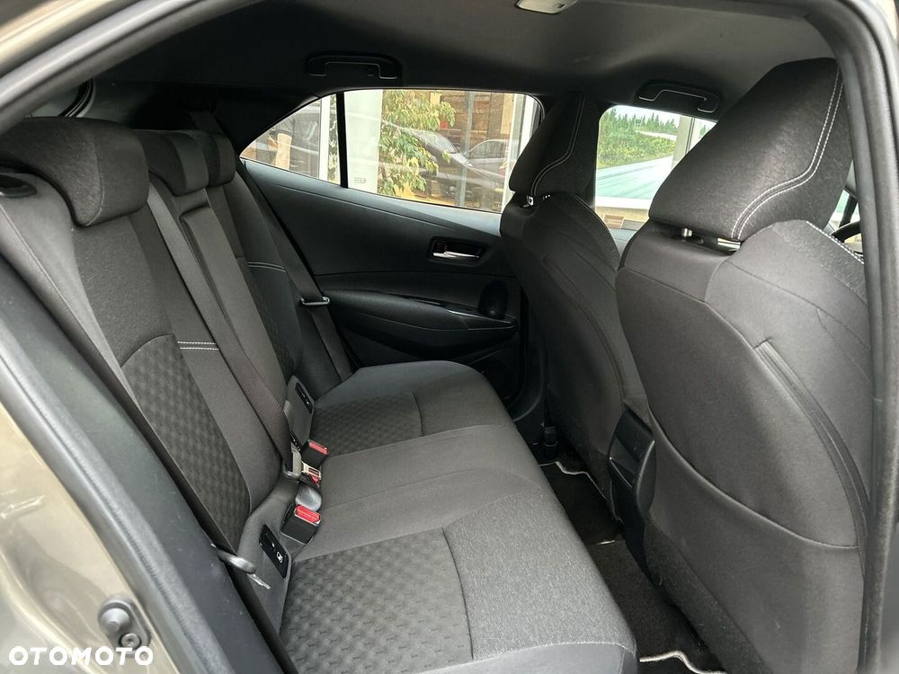 Toyota Corolla 1.8 Hybrid Comfort - 22