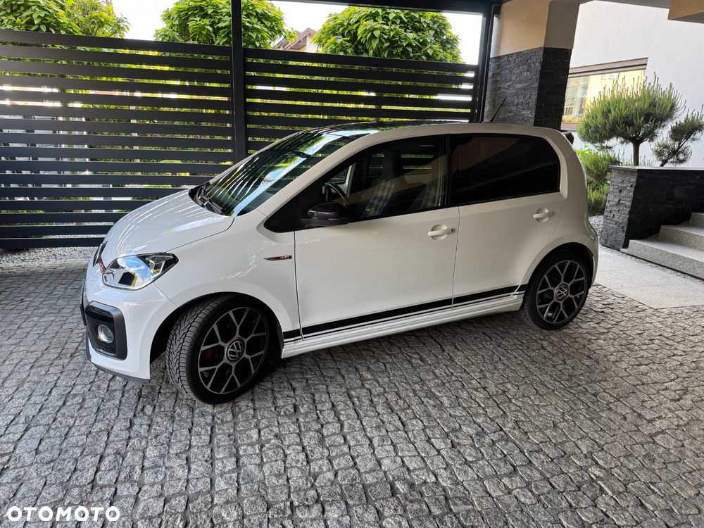 Volkswagen up! - 3
