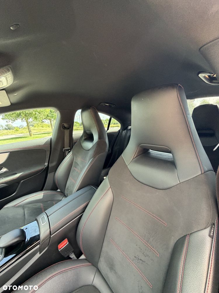 Mercedes-Benz CLA - 10