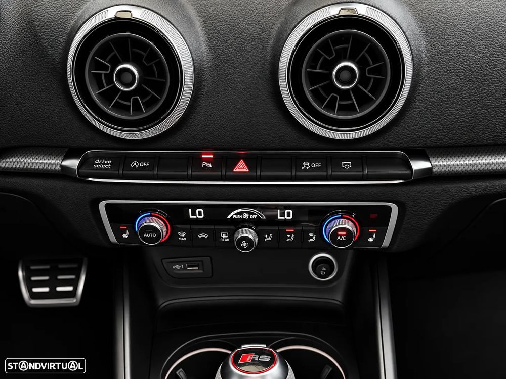 Audi RS3 Sportback 2.5 TFSI quattro S tronic — fotografia 18